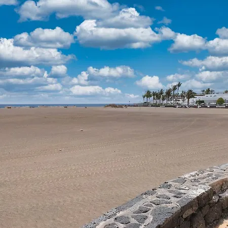 Casa Eva - Private Pool, Bbq & Free Parking By Lanzarote بيت للعطل